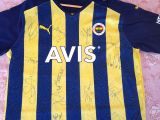 Fenerbahçe 2021-2022 sezonu imzalı forma
