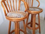 SATILIK: 2 ADET ŞIK BENTWOOD BAR TABURESİ